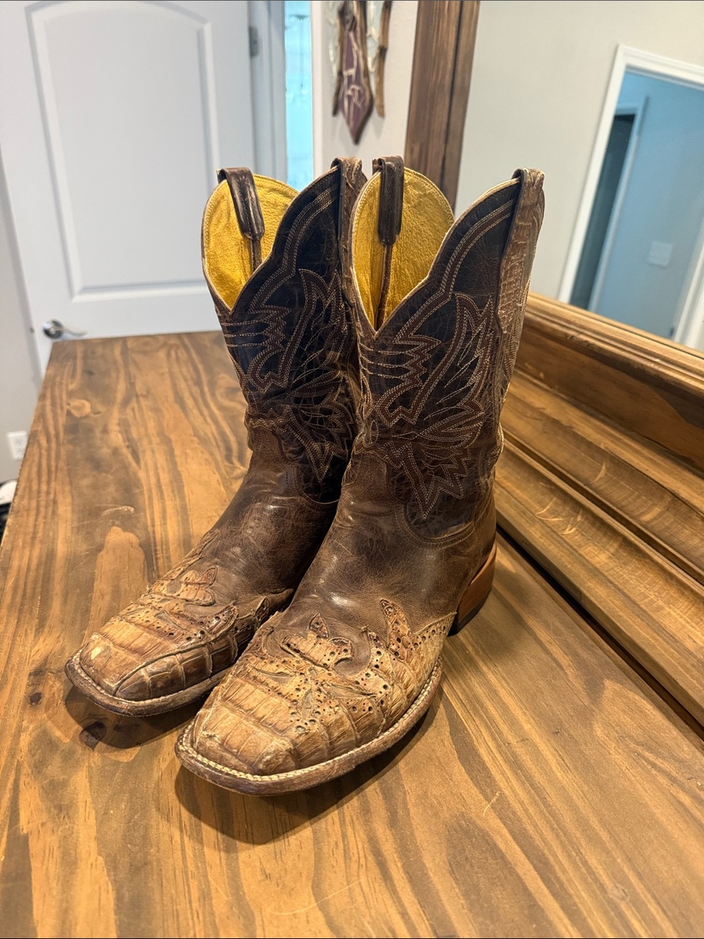 Cinch Brown Leather Western Boots with Yellow Lining
